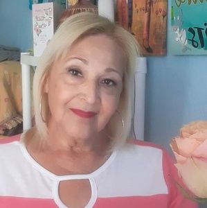 Meet your Posher, Dañiel